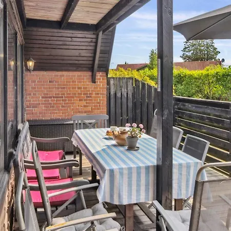 Vakantiehuis Hildegunda - 280m From The Sea By Interhome