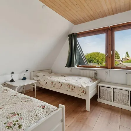 Hildegunda - 280m From The Sea By Interhome Feriehus